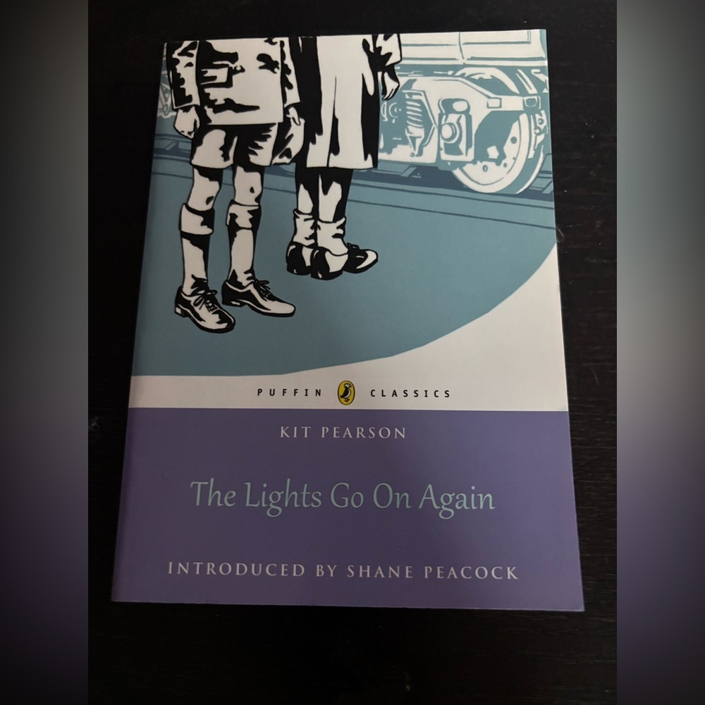 3/$20 Puffin Classics 'The Lights Go On Again' paperback Book